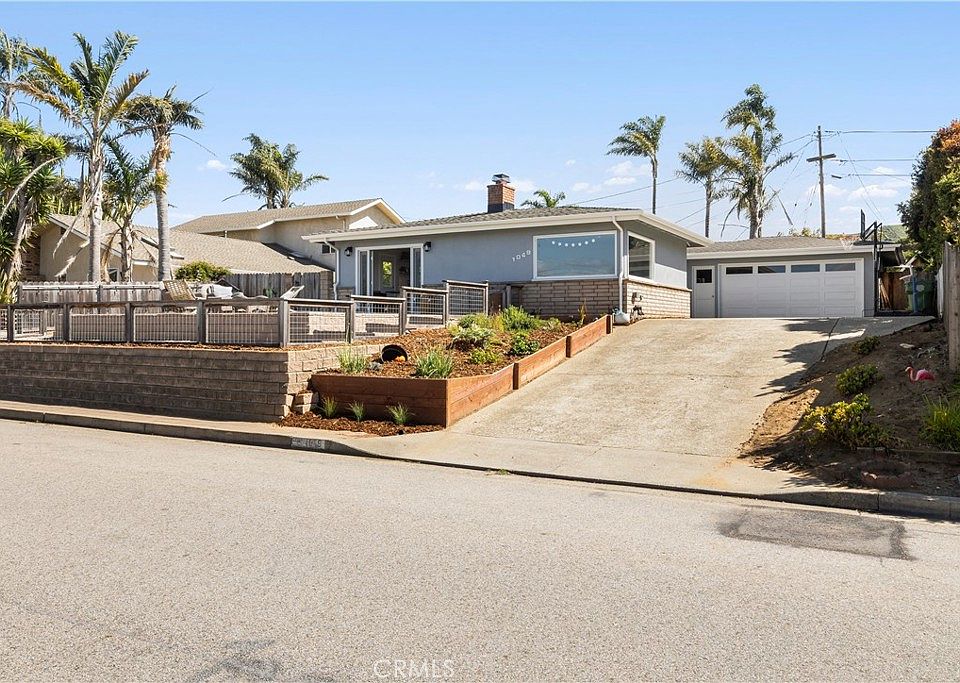 1st image of 1049 Bay Oaks Dr