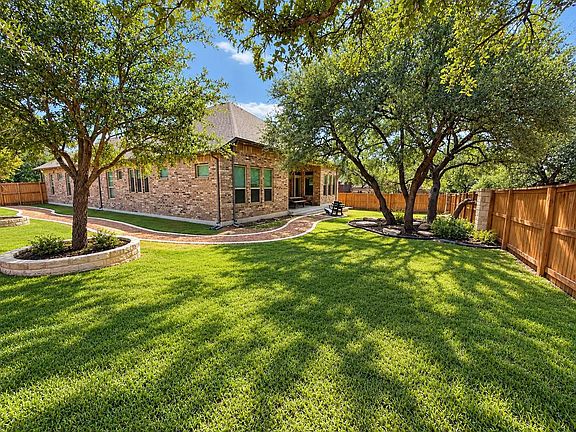 3rd image of 221 Lake Rim Cir
