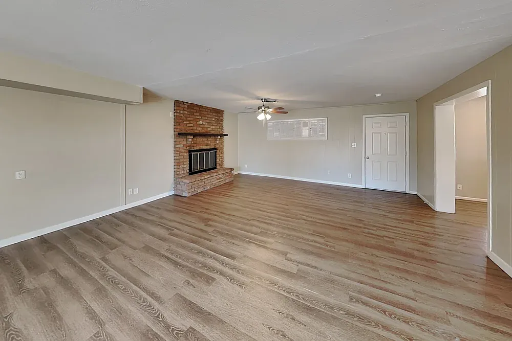 3 bed, 1769 sqft, $1,300 — Photo 1