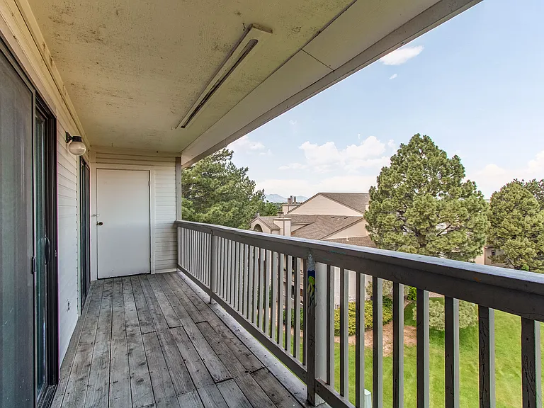 9666 Brentwood Way #304 — Photo 4