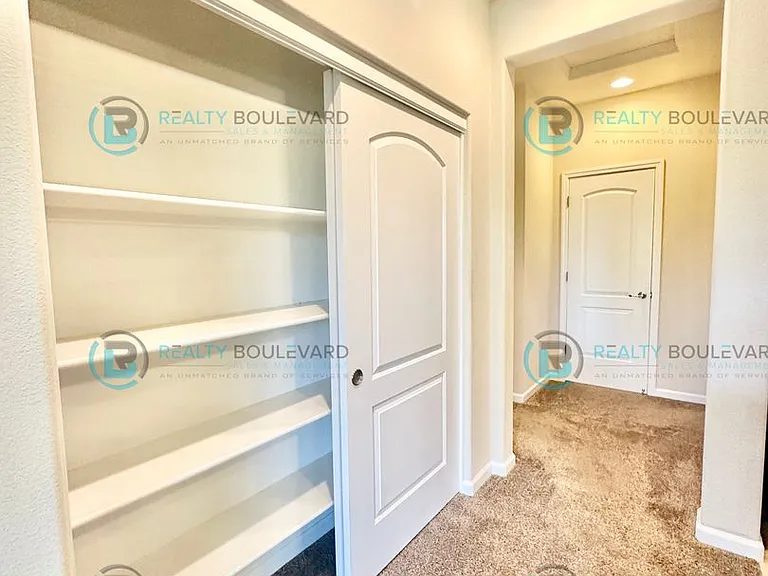 6809 Apus Dr — Photo 29
