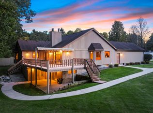 3612 Shepherd Ln, Manitowoc, WI 54220