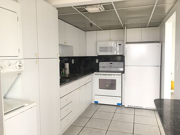 5th image of 1413 Saint Peter St