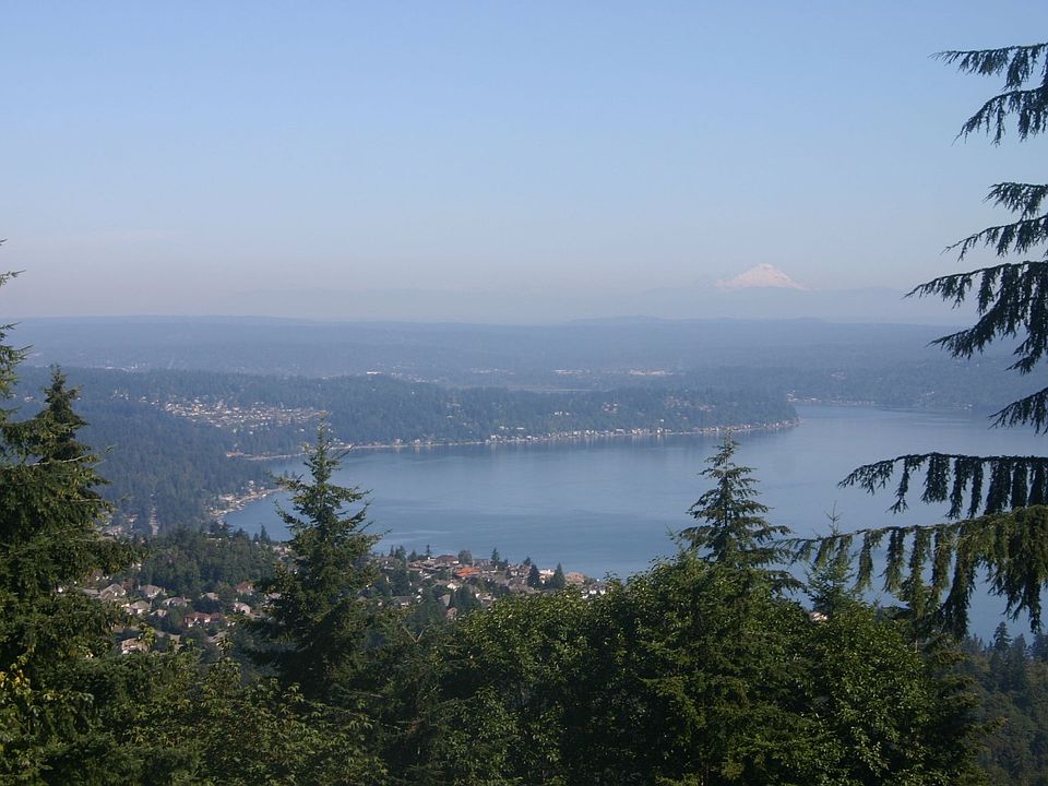 1st image of 17420 SE Cougar Mountain Dr