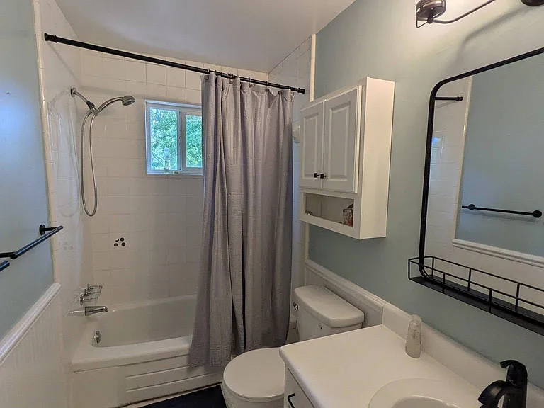310 Cumberland Dr SE — Photo 17