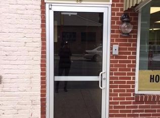 39 W Washington St APT E, Chambersburg, PA 17201