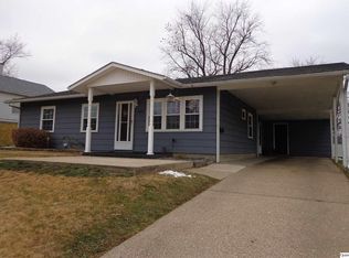 3425 Lawrence Rd, Quincy, IL 62301