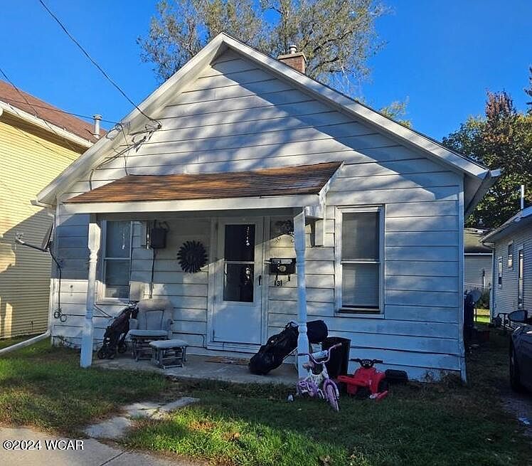 1st image of 131 E Merry Aenue Ave