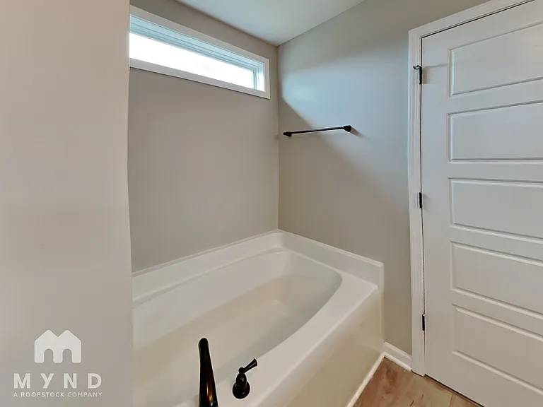 225 E Webber Ln — Photo 13