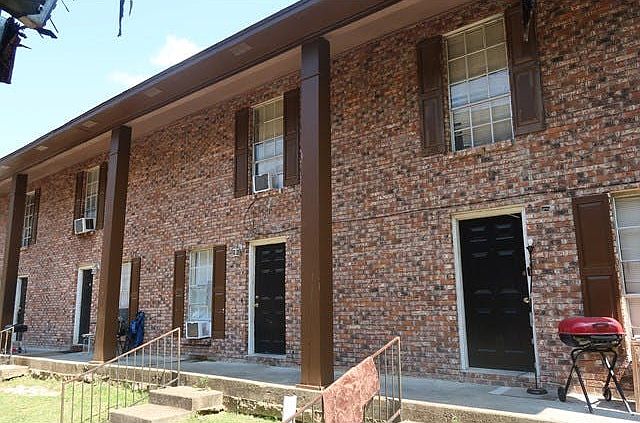 1st image of 110 Plantation Place Dr