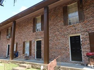 110 Plantation Place Dr, Hattiesburg, MS 39401