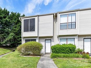 11020 Carmel Crossing Rd, Charlotte, NC 28226