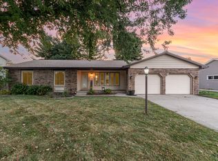8163 Greenridge Dr, Jenison, MI 49428