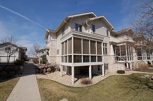 1st image of 20 Wood Brook Way