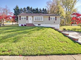 79 Farmingdale Rd, Wayne, NJ 07470