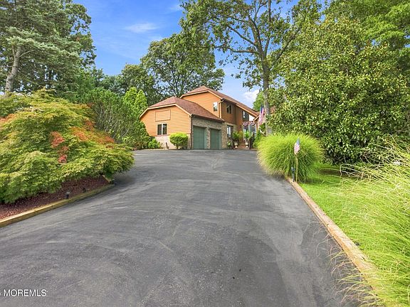 4th image of 140 N New Prospect Road