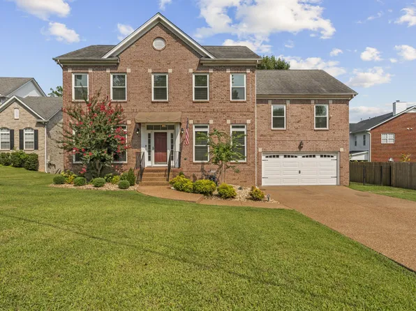 3014 Melbourne Ct E, Mount Juliet, TN 37122