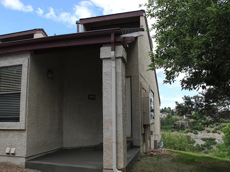 630 Autumn Crest Cir — Photo 1