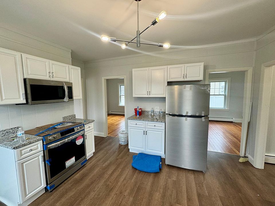 1st image of 224 Park Ave #1