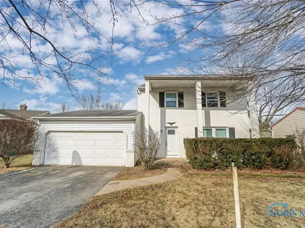 518 Indian Ridge Trl, Rossford, OH 43460