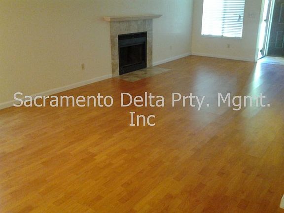 3rd image of 5109 Hoover St