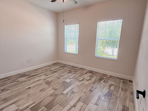 5th image of 5723 Silver Sun Dr