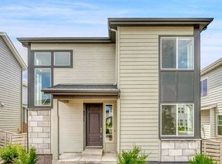 8911 Eagle River St, Littleton, CO 80125