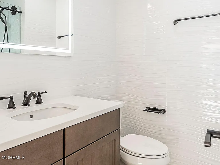 103 Hyacinth Ln — Photo 18