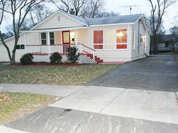 1017 Judge Ave, Waukegan, IL 60085