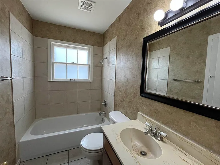 4300 McCutchen Ave — Photo 16