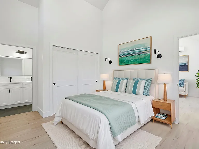 229 Steven Cir — Photo 10