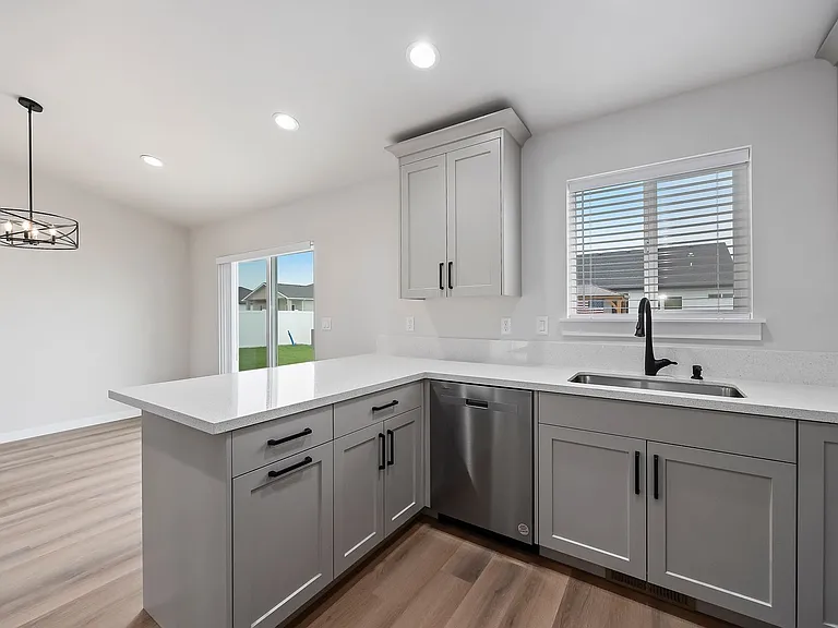 501 Hope Ave — Photo 13