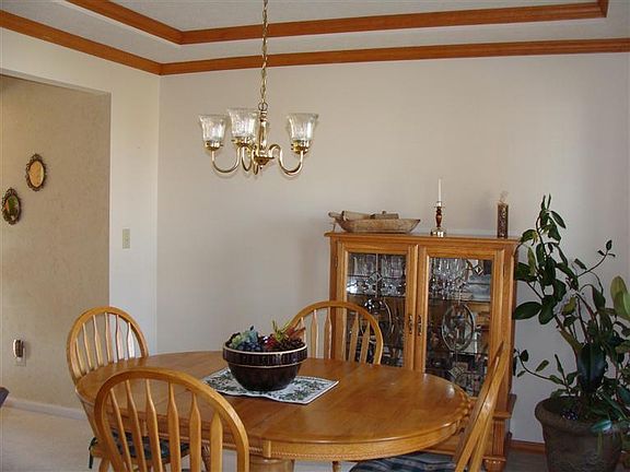 4th image of 1613 Hastings Ct