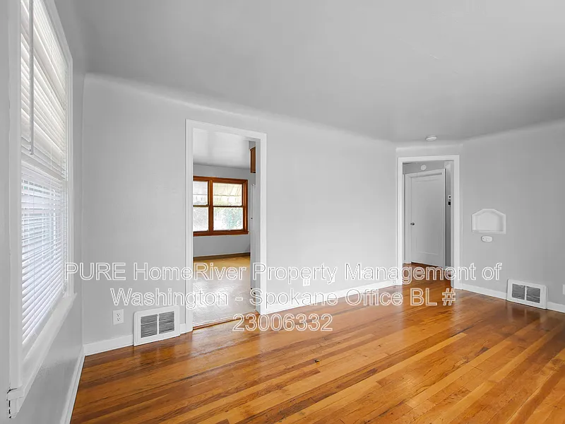 2 bed, 1.0 bath, 1440 sqft, $1,595 — Photo 3