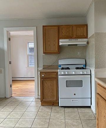 2nd image of 139 Ball St #2
