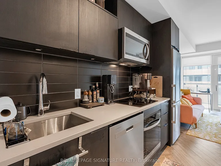 70 Princess St #2615 — Photo 8