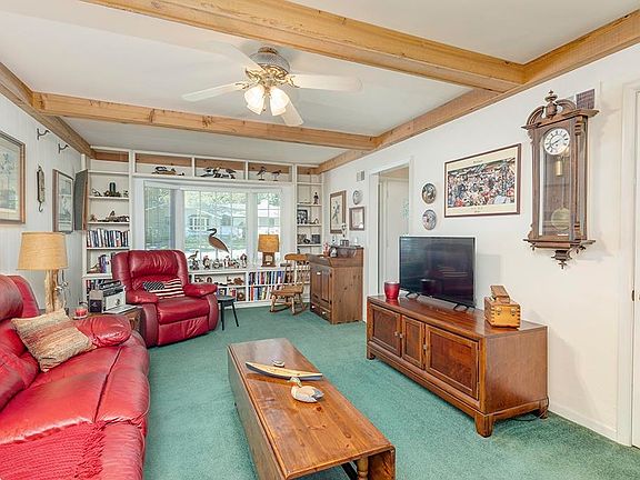 5th image of 3615 Buckingham Dr