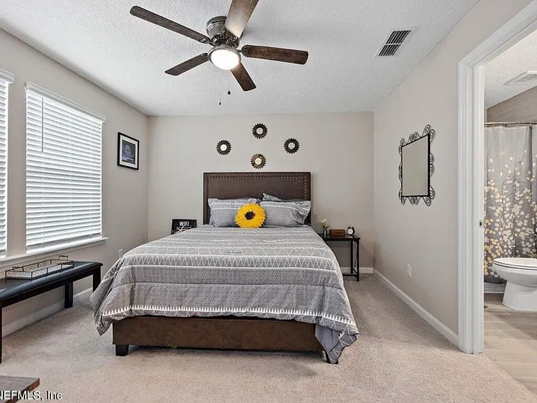 12647 Josslyn Ln — Photo 14