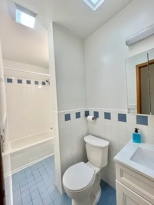 Rented by Compass | media 12