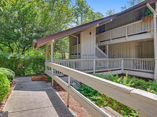 227 Shakespeare Dr Unit 303, Clayton, GA 30525