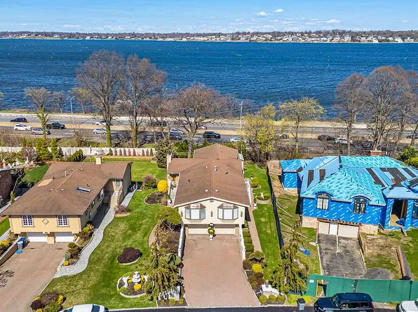 2451 Little Neck Blvd, Bayside, NY 11360