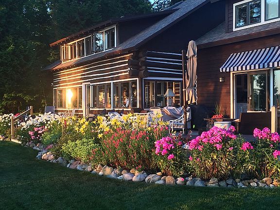 3rd image of 2849 N Lake Leelanau Dr