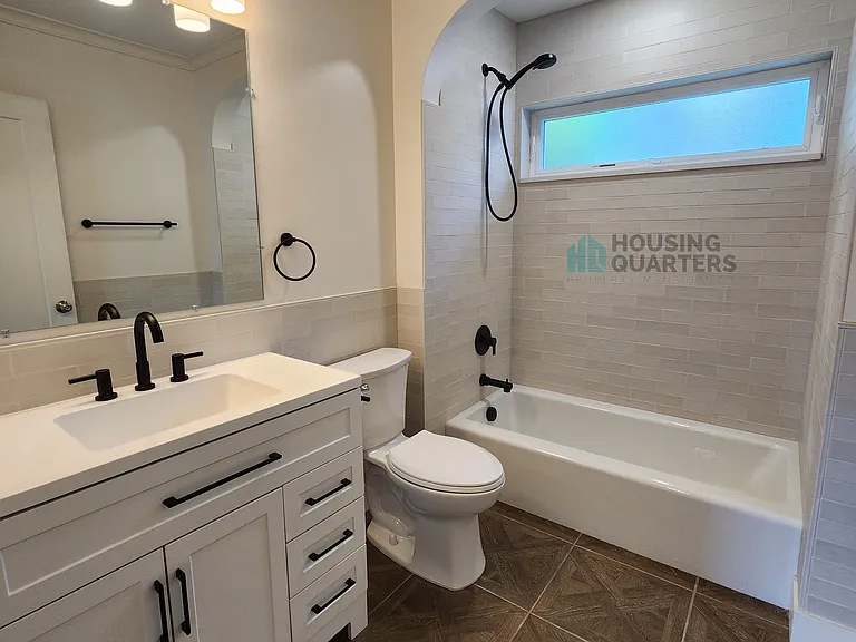 107 W Waverly Pl — Photo 10