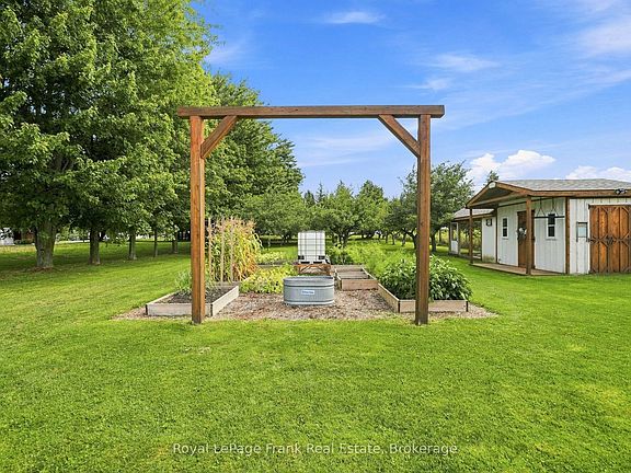 5th image of 1235 Heights Rd