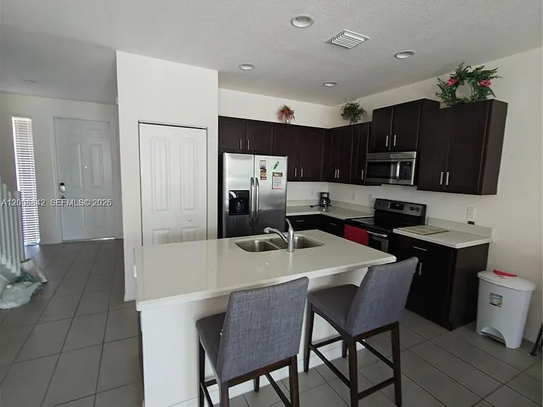 3329 NW 11th Ave #3329 — Photo 11