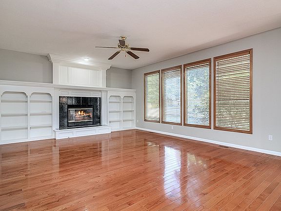 5th image of 12431 Benson St