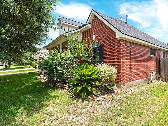 View from the right side of the yard.