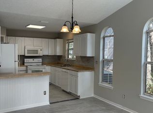 267 Windridge Dr, Brunswick, GA 31520