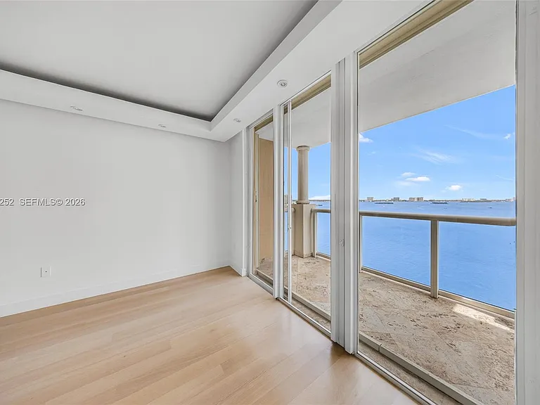 1625 Kennedy Cswy #1004D — Photo 4