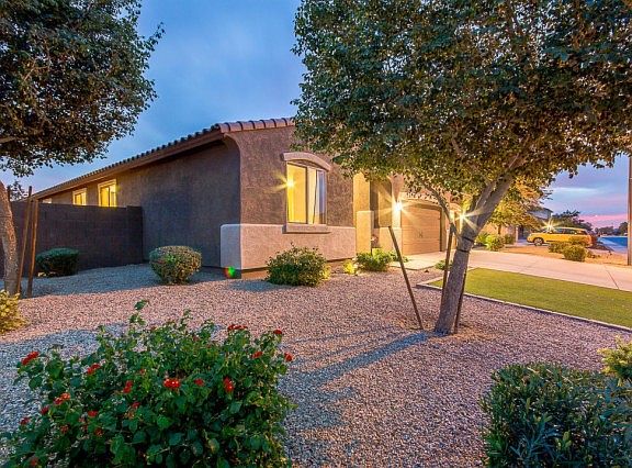 2nd image of 37653 W Olivo St